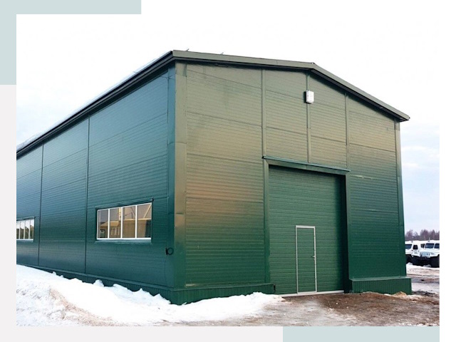 Двускатные ангары в Лянторе